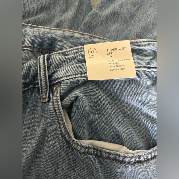 Universal Thread Light Blue extra wide leg women’s Denim Jeans size 17 NWT - Picture 4 of 6